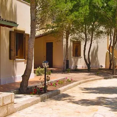 Punta Longa 4*