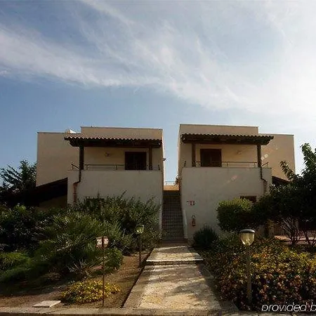 Aparthotel Punta Longa 4*
