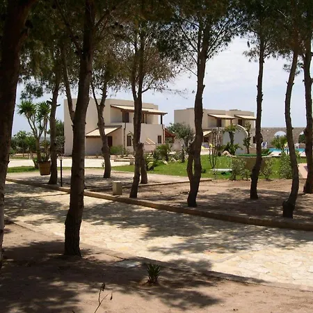 Apartmanhotel Punta Longa 4*