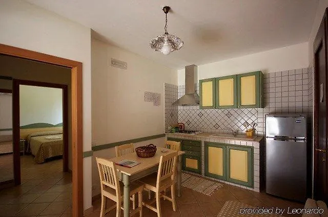 Punta Longa Aparthotel 4*