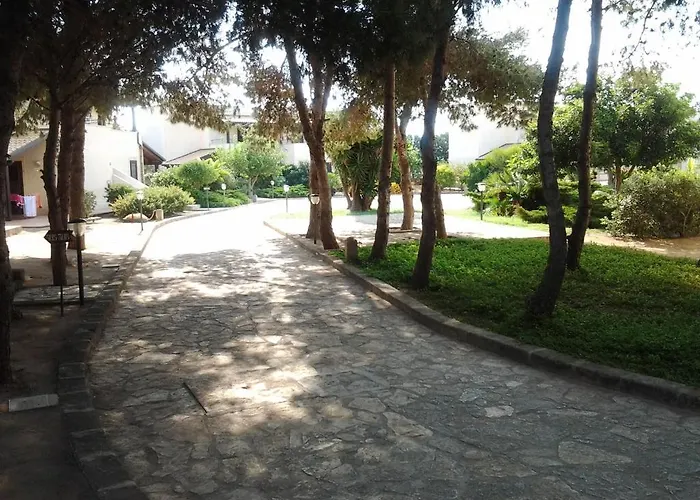 Punta Longa Aparthotel 4*