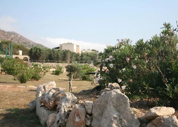 Punta Longa Aparthotel 4*